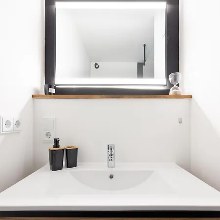 Belnoir By Bright Apartahotel 4*