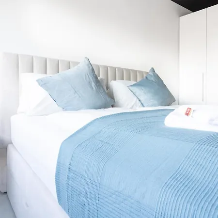 Belnoir By Bright Apart-hotel