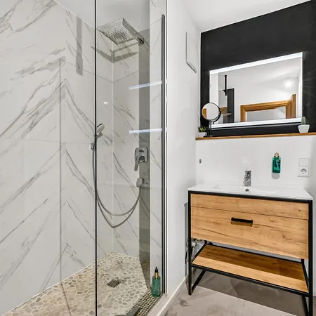 Belnoir By Bright I Sauna I Gym 4* Aψβούργη